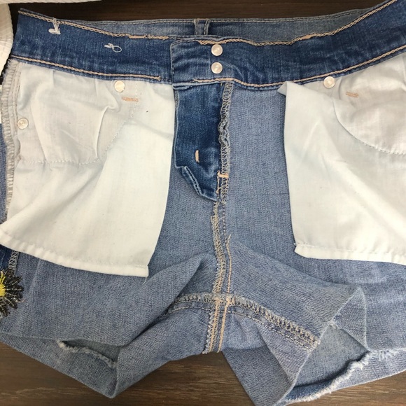 Black Daisy Girl Distressed Denim shorts size 12 - Picture 9 of 12